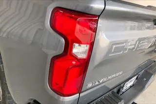 Chevrolet Silverado 1500 Limited 2022 4x4 RST Cabina Crew de 4 puertas 5.8 pies. Caja corta