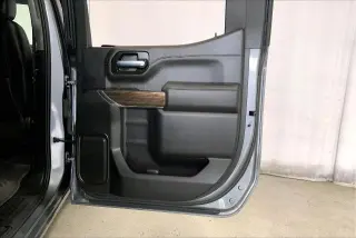 Chevrolet Silverado 1500 Limited 2022 4x4 RST Cabina Crew de 4 puertas 5.8 pies. Caja corta