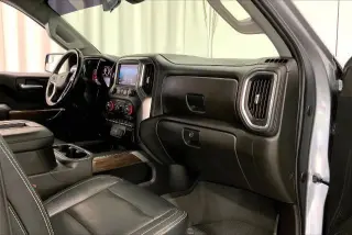 Chevrolet Silverado 1500 Limited 2022 4x4 RST Cabina Crew de 4 puertas 5.8 pies. Caja corta