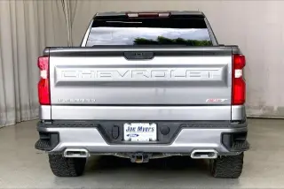 Chevrolet Silverado 1500 Limited 2022 4x4 RST Cabina Crew de 4 puertas 5.8 pies. Caja corta