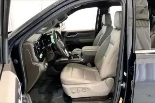 GMC Sierra 1500 2023 4x2 SLT Cabina Crew 4 puertas 5.8 ft. Caja corta