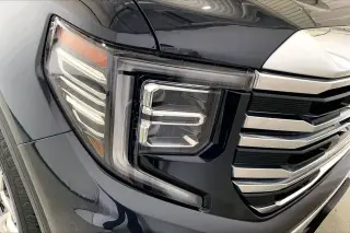 GMC Sierra 1500 2023 4x2 SLT Cabina Crew 4 puertas 5.8 ft. Caja corta