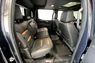 GMC Sierra 1500 2022 4x4 AT4 4p. Cabina Crew 5.8 ft. Caja corta