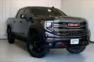 GMC Sierra 1500 2022 4x4 AT4 4p. Cabina Crew 5.8 ft. Caja corta
