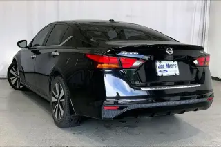 Nissan Altima 2021 2.5 SV 4 puertas Sedán