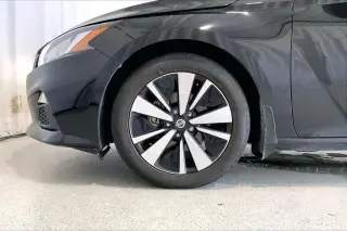 Nissan Altima 2021 2.5 SV 4 puertas Sedán