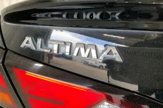 Nissan Altima 2021 2.5 SV 4 puertas Sedán