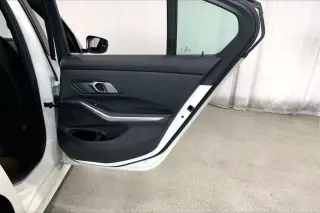 Serie 3 BMW 2022 330i Sedan 4 puertas