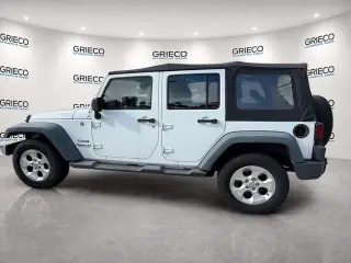 Jeep Wrangler Unlimited 2013 4x4 Sport 4 puertas SUV