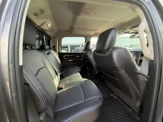 Ram 1500 2018 4x4 Laramie 4 puertas Cabina Crew 6.3 pies. Caja corta Pickup