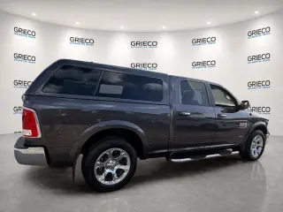 Ram 1500 2018 4x4 Laramie 4 puertas Cabina Crew 6.3 pies. Caja corta Pickup