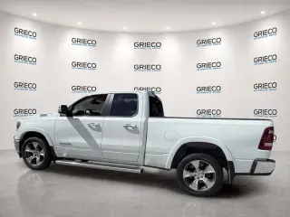 Ram 1500 2020 4x2 Laramie 4 puertas Quad Cab 1.93 m (6.4 pies) Pickup