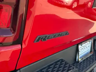 Ram 1500 2025 4x4 Rebel 4 puertas Cabina Crew 5.6 pies. Pickup SB