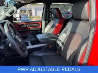 Ram 1500 2025 4x4 Rebel 4 puertas Cabina Crew 5.6 pies. Pickup SB