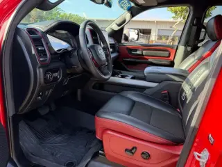 Ram 1500 2025 4x4 Rebel 4 puertas Cabina Crew 5.6 pies. Pickup SB