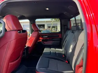 Ram 1500 2025 4x4 Rebel 4 puertas Cabina Crew 5.6 pies. Pickup SB
