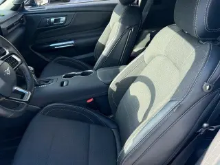 Ford Mustang 2025 EcoBoost 2 puertas Fastback