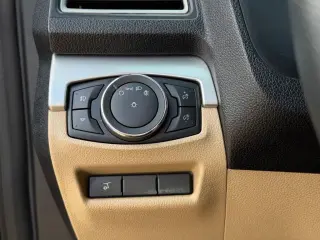 Ford Explorer 2017 XLT 4 puertas SUV
