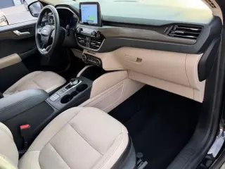 Ford Escape 2020 AWD Titanium 4 puertas SUV