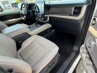 Ford Expedition MAX 2023 4x2 Limited 4 puertas SUV