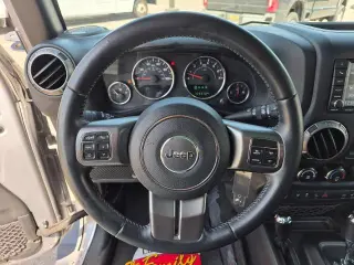 Jeep Wrangler JK Unlimited 2018 4x4 Sahara 4 puertas SUV