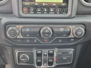 Jeep Wrangler Unlimited 2019 4x4 Sahara Altitude 4 puertas SUV