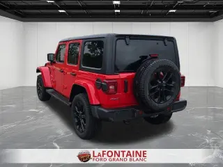 Jeep Wrangler Unlimited 2021 4x4 Sahara 4xe 4 puertas SUV