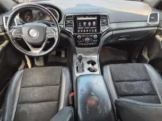 Jeep Grand Cherokee 2020 4x4 Laredo 4 puertas SUV