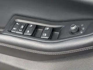 Jeep Grand Cherokee L 2023 4x4 Laredo 4 puertas SUV