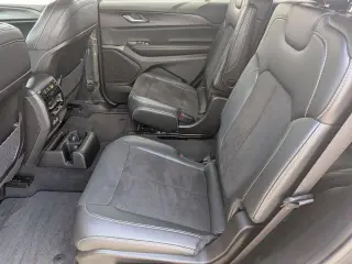 Jeep Grand Cherokee L 2023 4x4 Laredo 4 puertas SUV