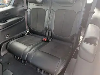 Jeep Grand Cherokee L 2023 4x4 Laredo 4 puertas SUV
