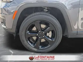 Jeep Grand Cherokee L 2023 4x4 Laredo 4 puertas SUV