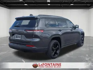 Jeep Grand Cherokee L 2023 4x4 Laredo 4 puertas SUV