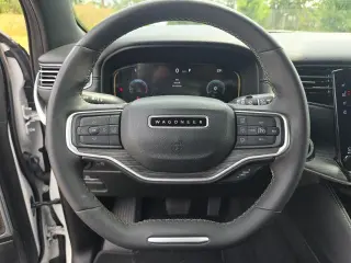 Jeep Wagoneer L 2024 4x4 Serie III 4 puertas SUV