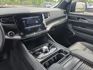 Jeep Wagoneer L 2024 4x4 Serie III 4 puertas SUV
