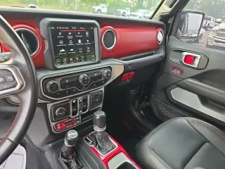 Jeep Gladiator 2022 4x4 Rubicon 4 puertas Cabina Crew 5.0 pies. SB