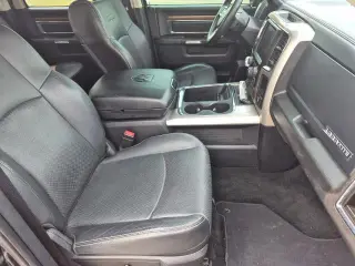 Ram 1500 2015 4x4 Laramie 4 puertas Cabina Crew 5.5 pies. SB Pickup