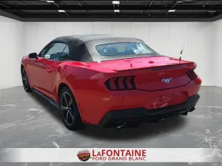 Ford Mustang 2025 EcoBoost 2 puertas Convertible