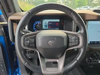 Ford Bronco 2023 4x4 Outer Banks 4 puertas SUV