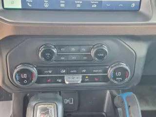Ford Bronco 2023 4x4 Outer Banks 4 puertas SUV