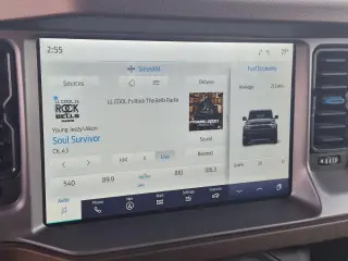 Ford Bronco 2023 4x4 Outer Banks 4 puertas SUV