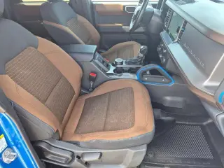 Ford Bronco 2023 4x4 Outer Banks 4 puertas SUV