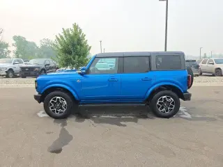 Ford Bronco 2023 4x4 Outer Banks 4 puertas SUV