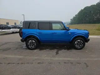 Ford Bronco 2023 4x4 Outer Banks 4 puertas SUV