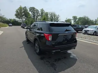 Ford Explorer 2023 AWD XLT 4 puertas SUV