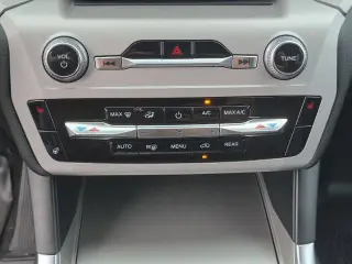 Ford Explorer 2024 AWD XLT 4 puertas SUV