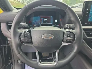 Ford Explorer 2025 AWD Platinum 4 puertas SUV