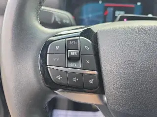 Ford Explorer 2025 AWD Platinum 4 puertas SUV