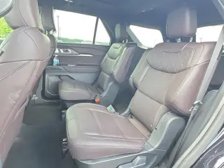 Ford Explorer 2025 AWD Platinum 4 puertas SUV