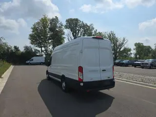 Furgoneta de Carga Ford Transit 2024 AWD 250 3 puertas LWB Techo Alto Extendido
